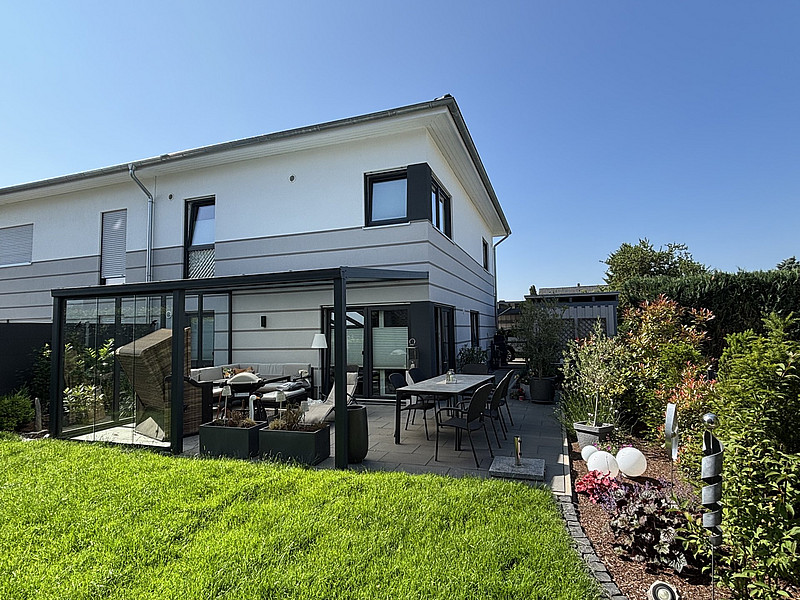 Junge Doppelhaushälfte in schöner und ruhiger Wohnlage von Löhne-Ostscheid!