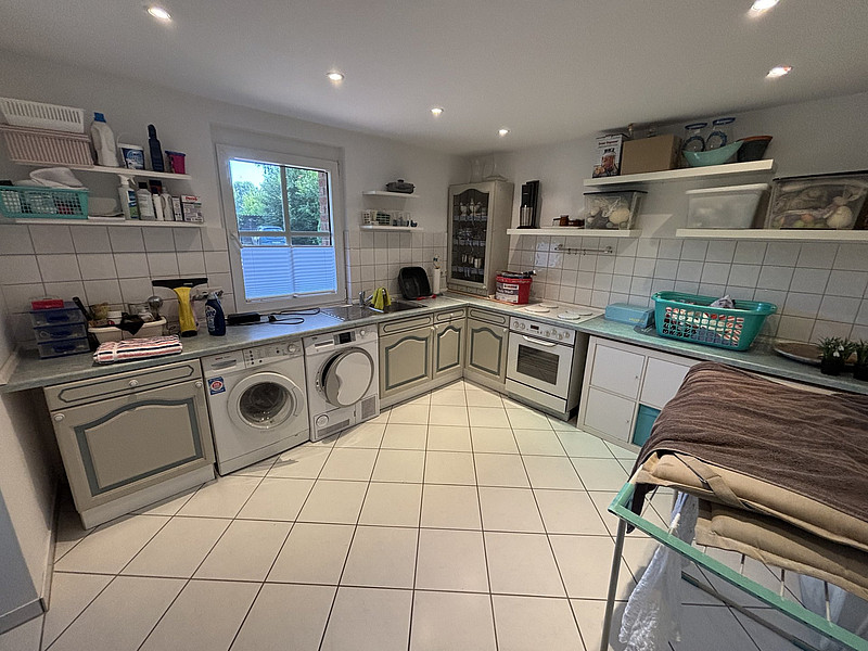 Ihr neues Zuhause zum Verlieben - Großzügige Doppelhaushälfte (nach WEG) mit Traumgarten!