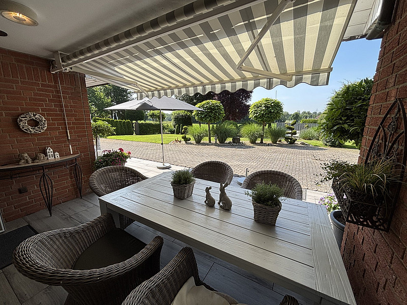 Ihr neues Zuhause zum Verlieben - Großzügige Doppelhaushälfte (nach WEG) mit Traumgarten!