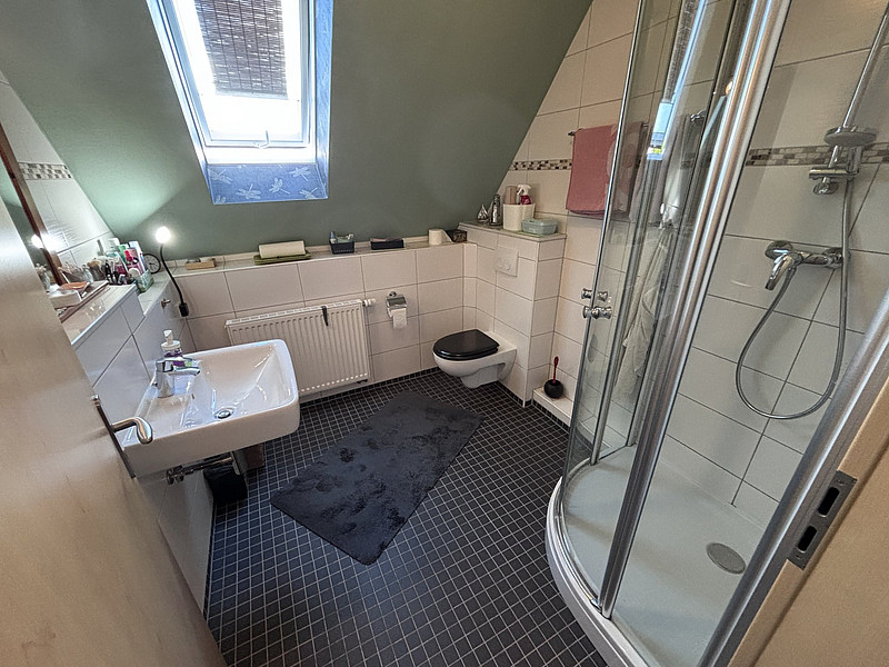 Komplett modernisiertes Siedlungshaus in schöner Wohnlage