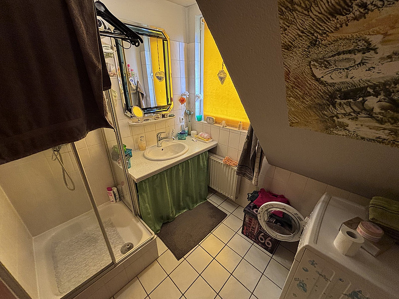 Gemütliche Eigentumswohnung mit Loggia in zentraler Lage!