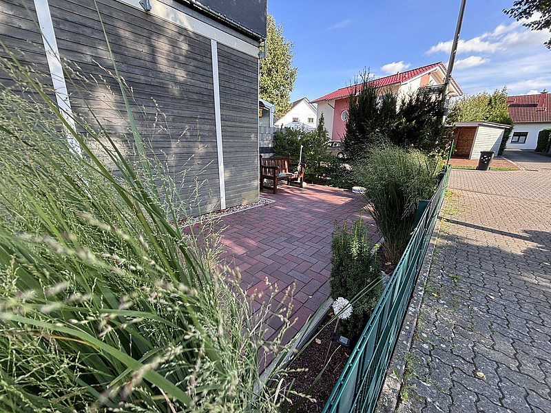 Moderne Eigentumswohnung mit Balkon und eigenem Außenbereich in Minden!