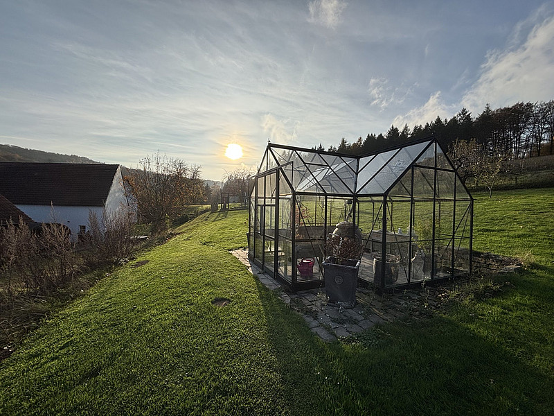 Großzügiges Wohnensemble im Grünen!