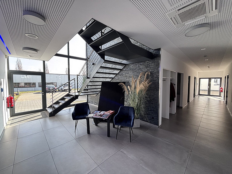 Modernes und repräsentatives Bürogebäude im Gewerbegebiet von Enger!