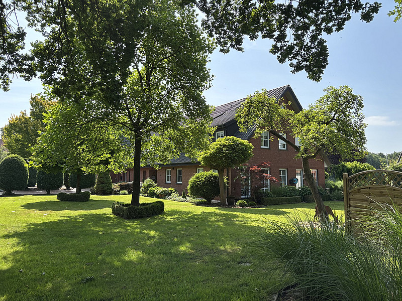 Ihr neues Zuhause zum Verlieben - Großzügige Doppelhaushälfte (nach WEG) mit Traumgarten!