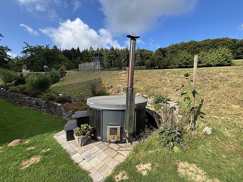 Großzügiges Wohnensemble im Grünen!