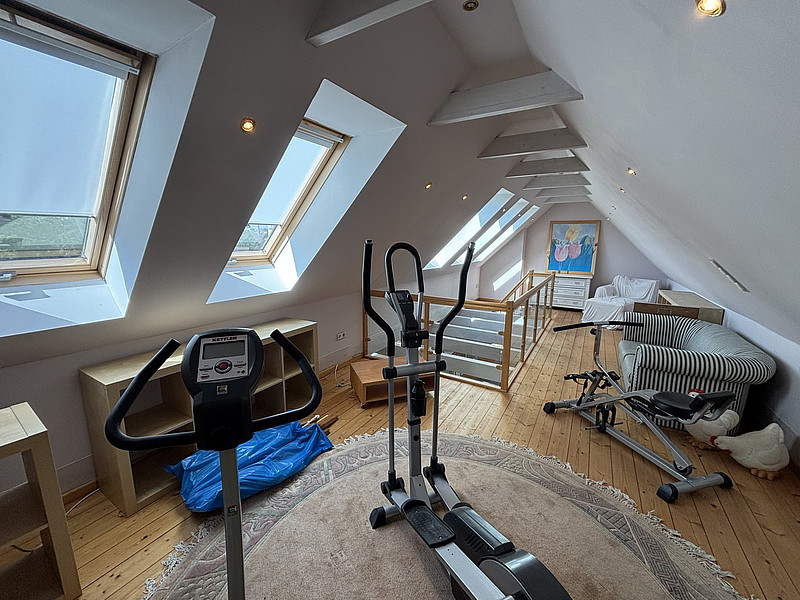 Ihr neues Zuhause zum Verlieben - Großzügige Doppelhaushälfte (nach WEG) mit Traumgarten!