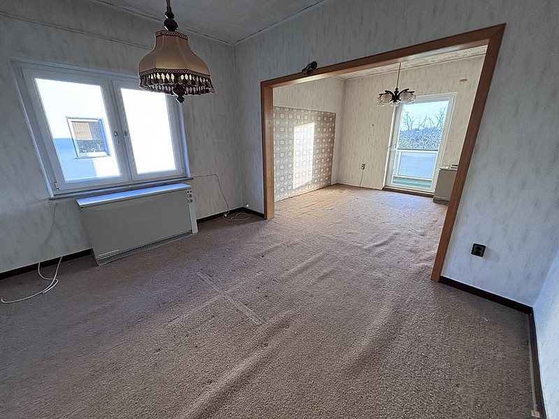 VERKAUFT!!! Machen Sie was daraus! Einfamilienhaus mit großem Grundstück!