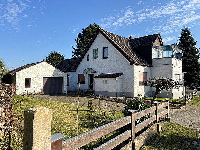 Einladendes Wohnhaus mit Potenzial in schöner Wohnlage